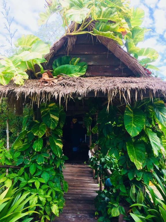 Naks Shack Vandrarhem Koh Ta Kiev Exteriör bild