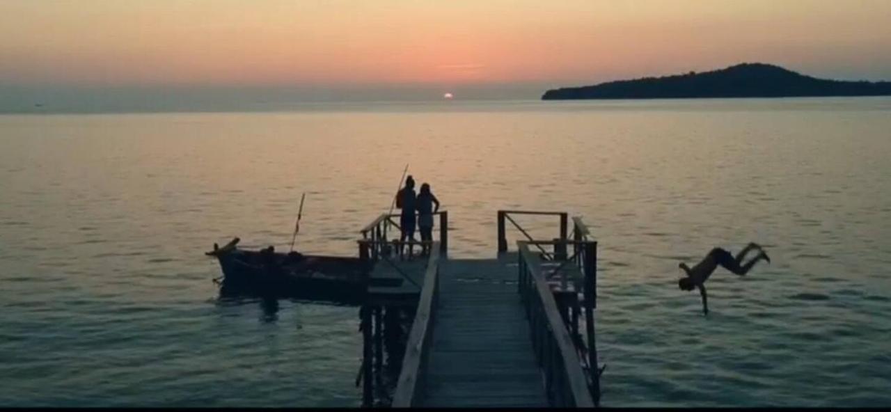 Naks Shack Vandrarhem Koh Ta Kiev Exteriör bild