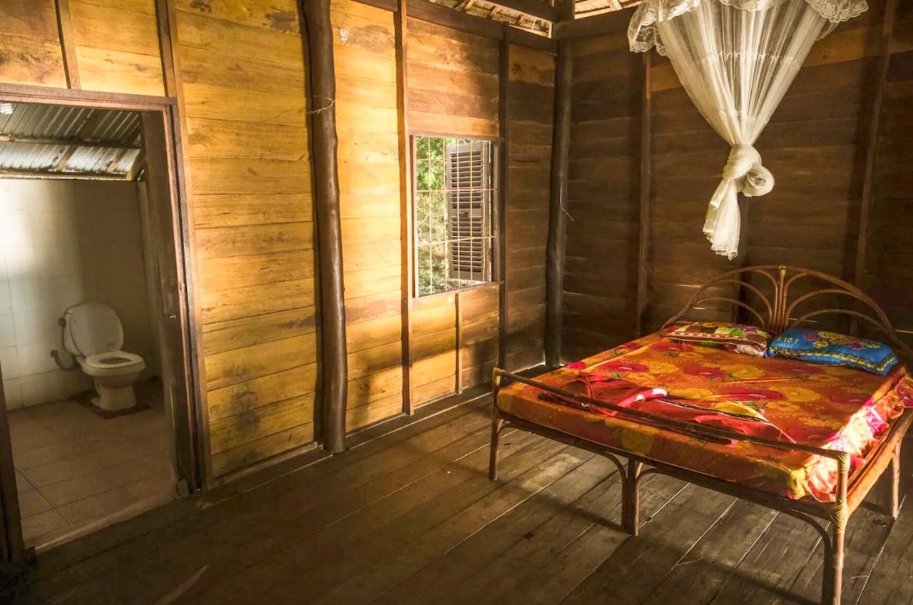 Naks Shack Vandrarhem Koh Ta Kiev Exteriör bild