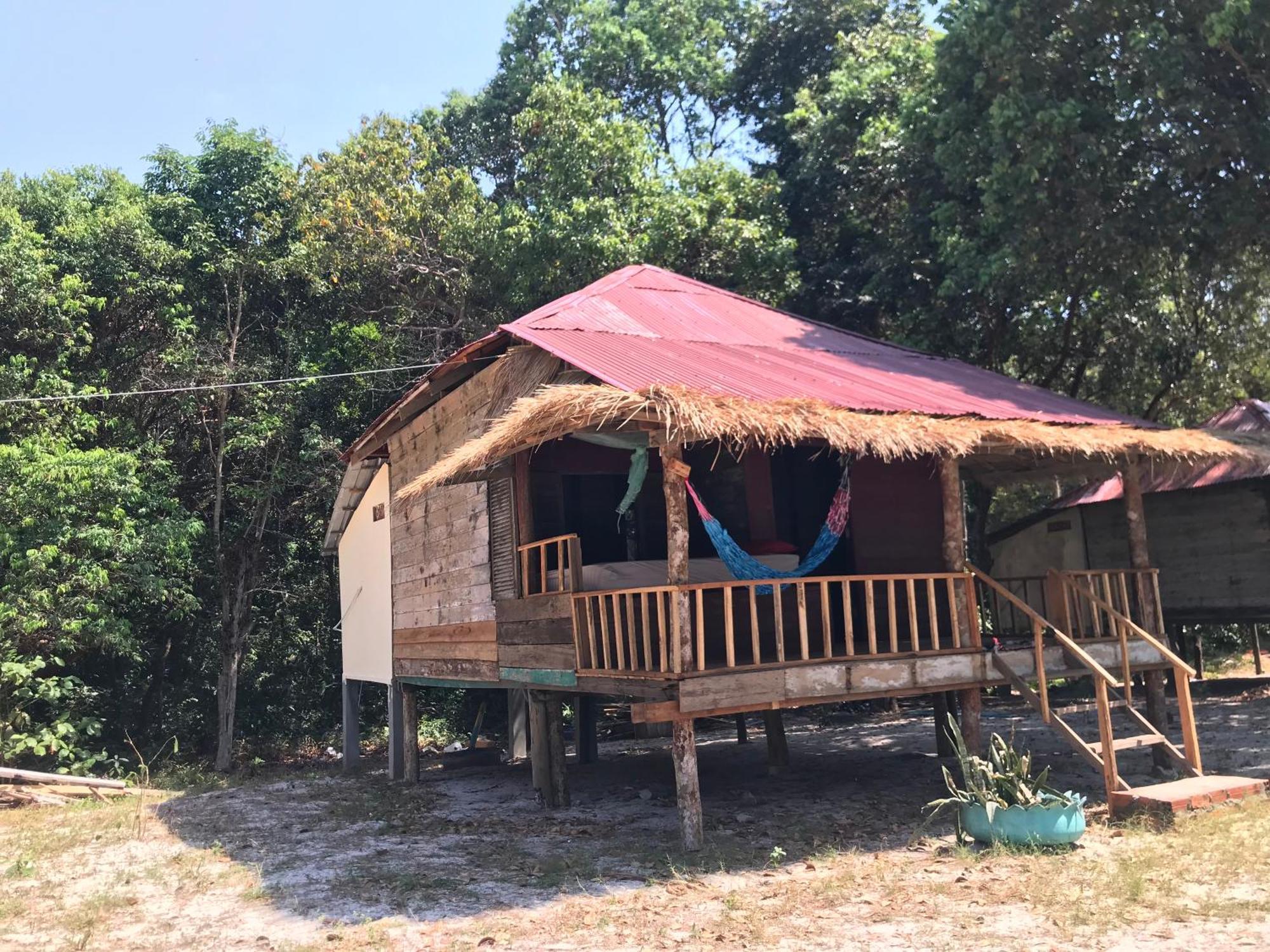 Naks Shack Vandrarhem Koh Ta Kiev Exteriör bild