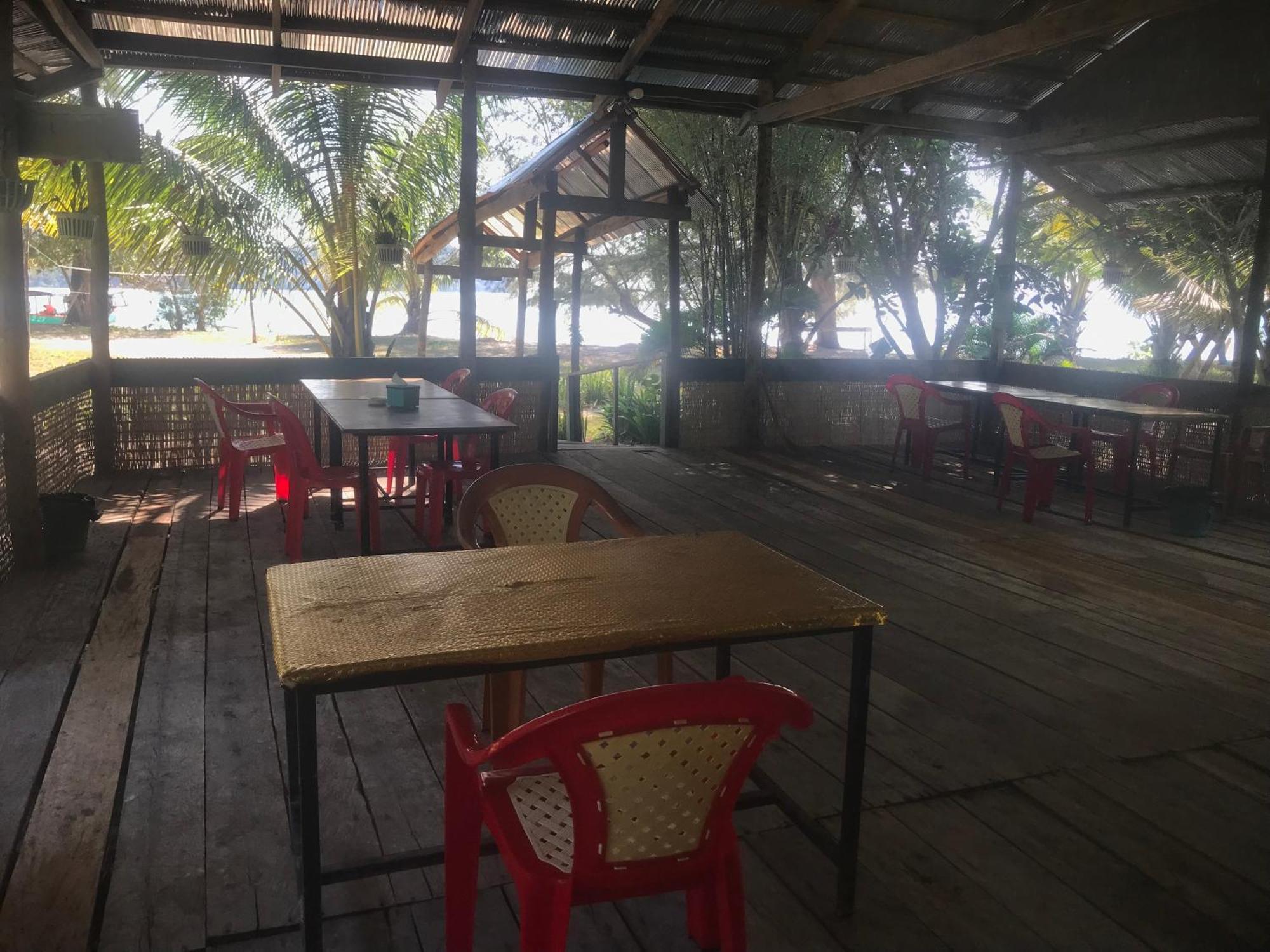 Naks Shack Vandrarhem Koh Ta Kiev Exteriör bild