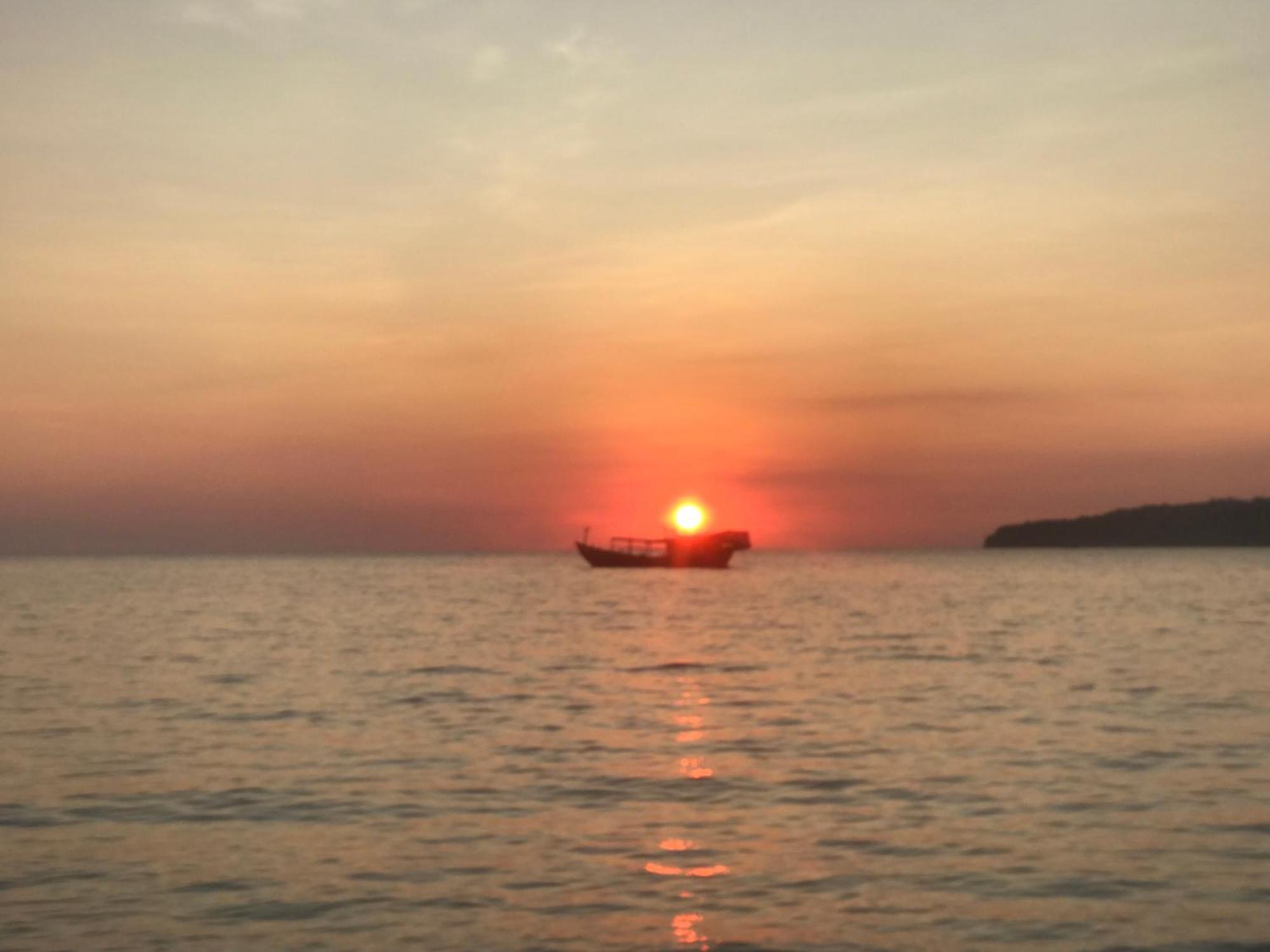 Naks Shack Vandrarhem Koh Ta Kiev Exteriör bild