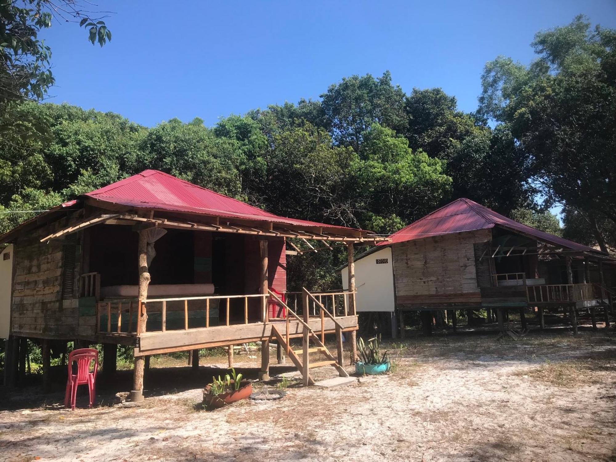 Naks Shack Vandrarhem Koh Ta Kiev Exteriör bild